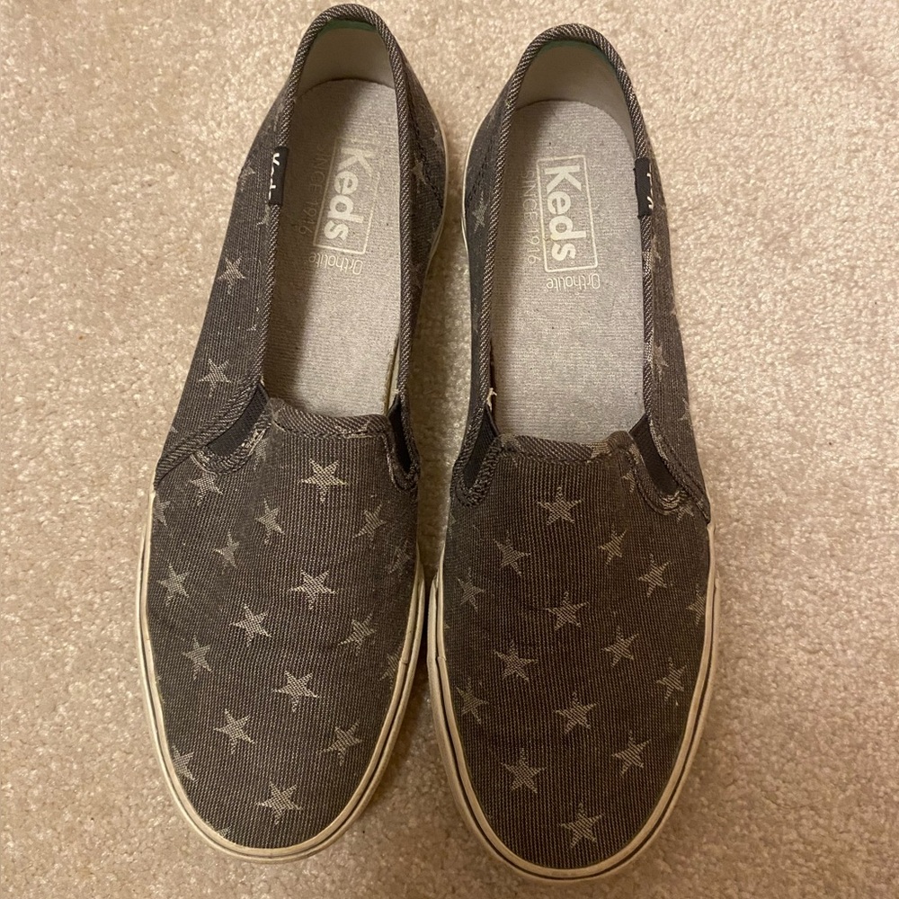 Keds Ortholite Women’s Charcoal Slip-On Loafers with Star Print Grey Comfort